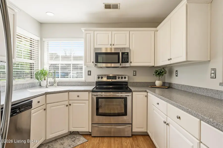 10201 Shoal Creek Ct, Louisville, KY 40291 - #3