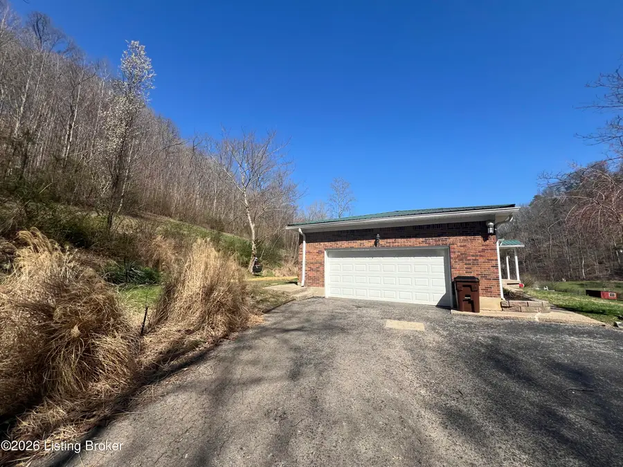 150 Downs Ln, Shepherdsville, KY 40165 - #2