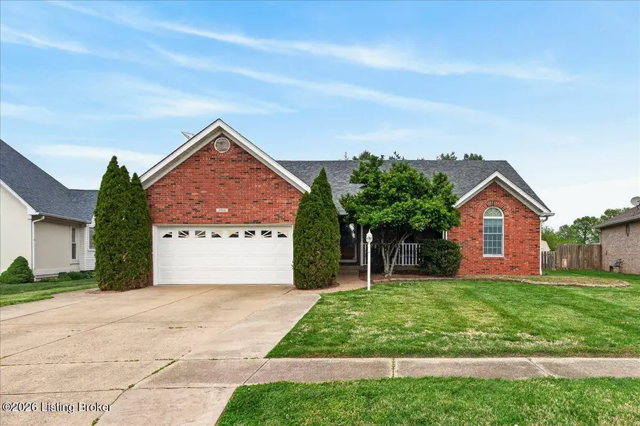 5914 Trappers Ridge Cir, Louisville, KY 40216 - #2