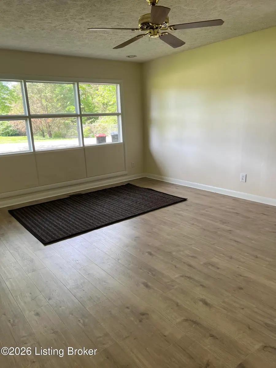 3014 Boaires Ln, Louisville, KY 40220 - #2