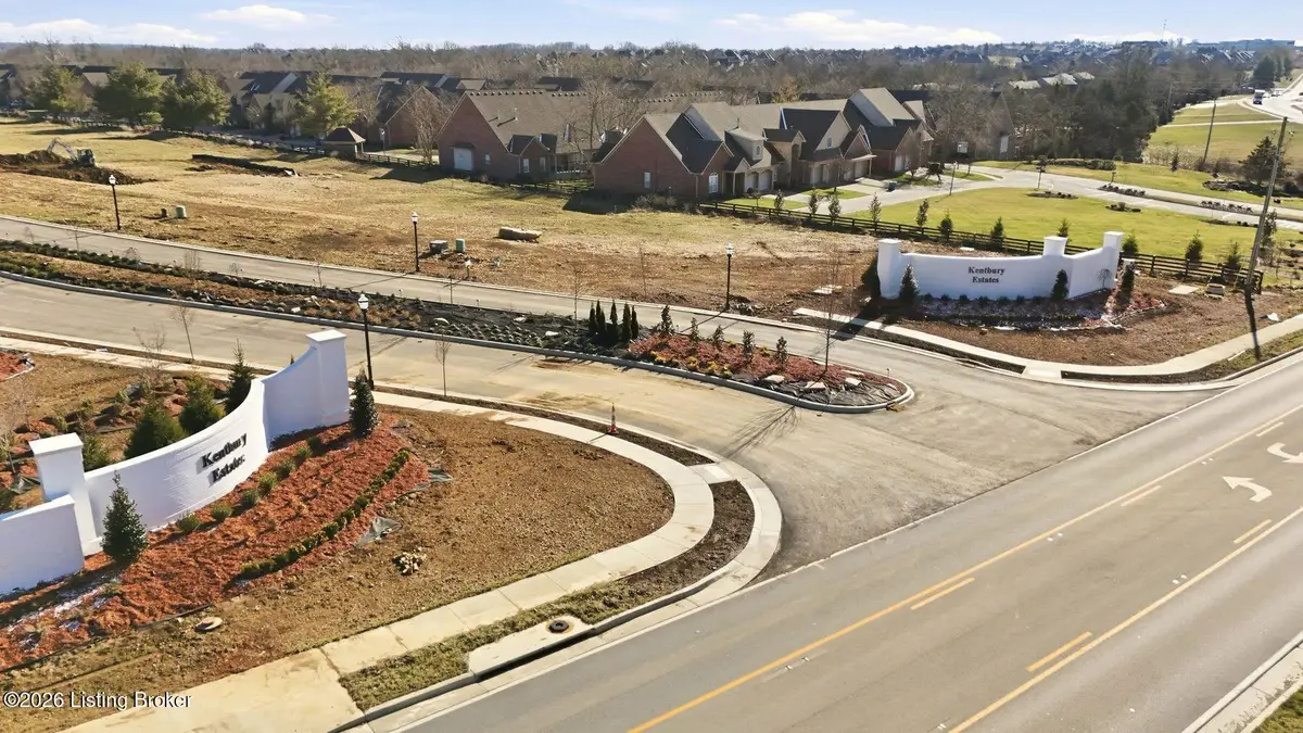 16 Littlecote Ln, Louisville, KY 40245 - #1