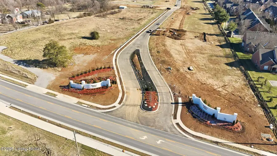 28 Littlecote Ln, Louisville, KY 40245 - #3