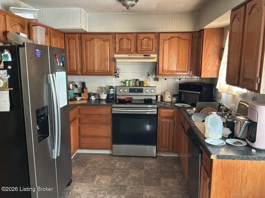 413 Savannah Ave, Elizabethtown, KY 42701 - #2