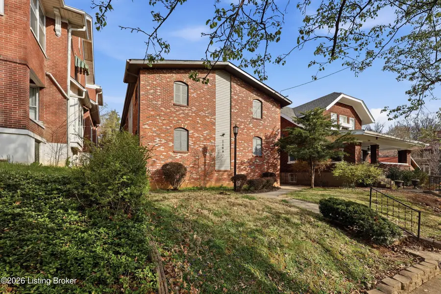 2189 Baringer Ave, Louisville, KY 40204 - #2