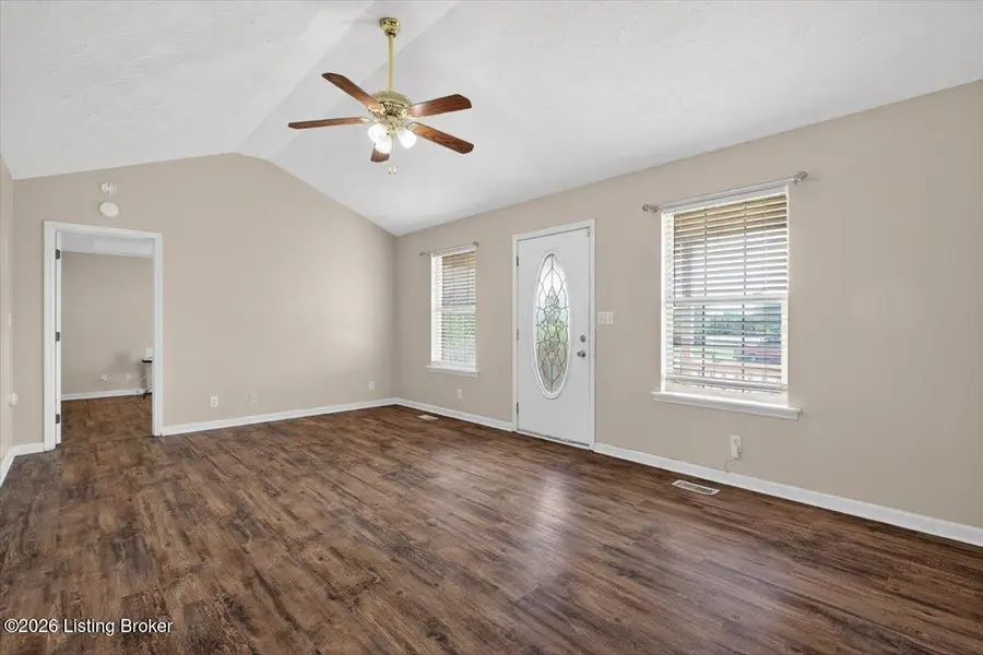 645 Forest Ridge Dr, Mount Washington, KY 40047 - #3