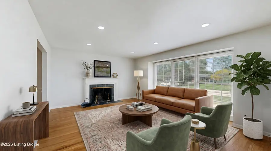 7006 Dartmoor Dr, Louisville, KY 40222 - #2