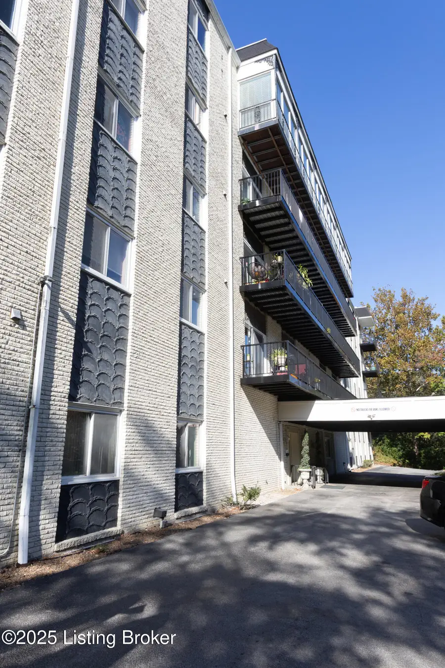 740 Zorn Ave #3F, Louisville, KY 40206 - #3