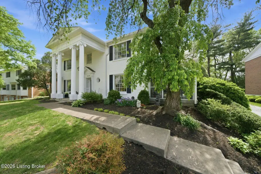 28 Gardiner Ct, Louisville, KY 40205 - #3