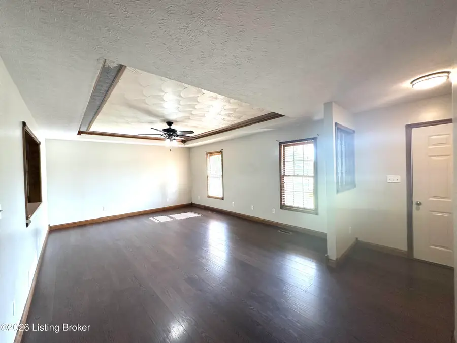 1028 Farmaway Dr, Bardstown, KY 40004 - #2