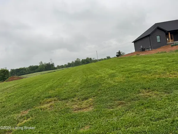 15 Cleveland Ct, Shepherdsville, KY 40165