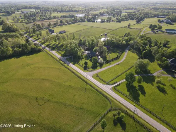 1948 Todds Point Rd, Simpsonville, KY 40067