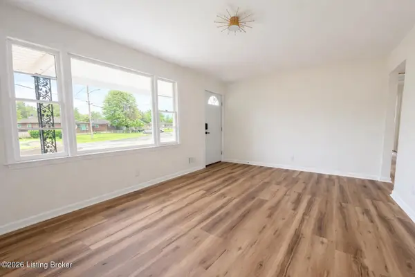 3021 Wayside Dr, Louisville, KY 40216