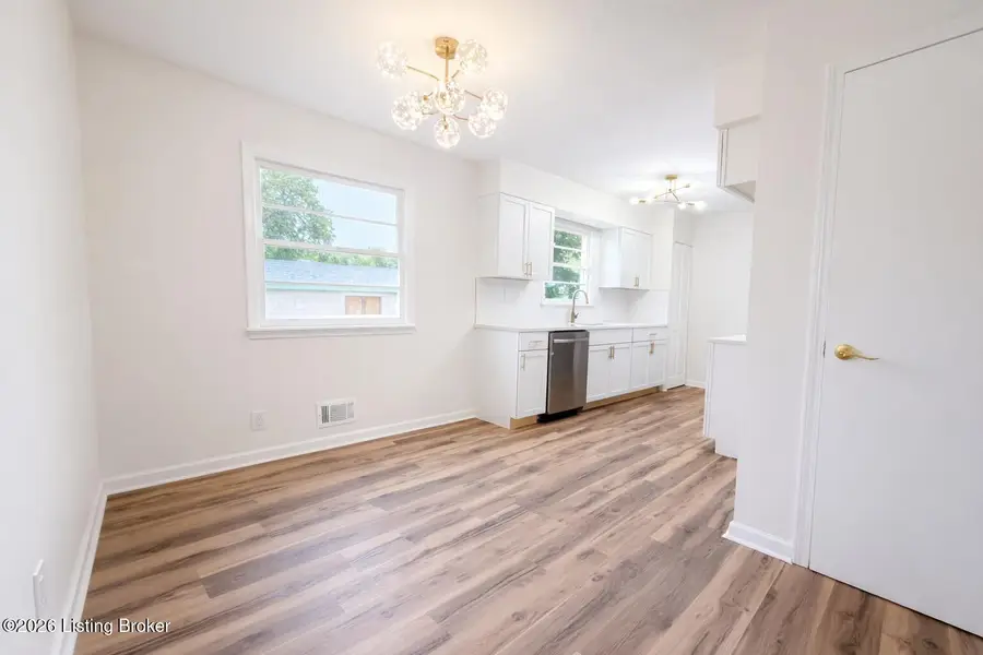 3021 Wayside Dr, Louisville, KY 40216 - #3