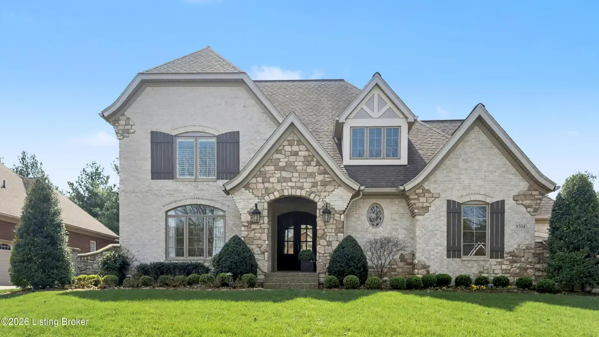 9504 Wolfpen Springs Dr, Prospect, KY 40059 - #1