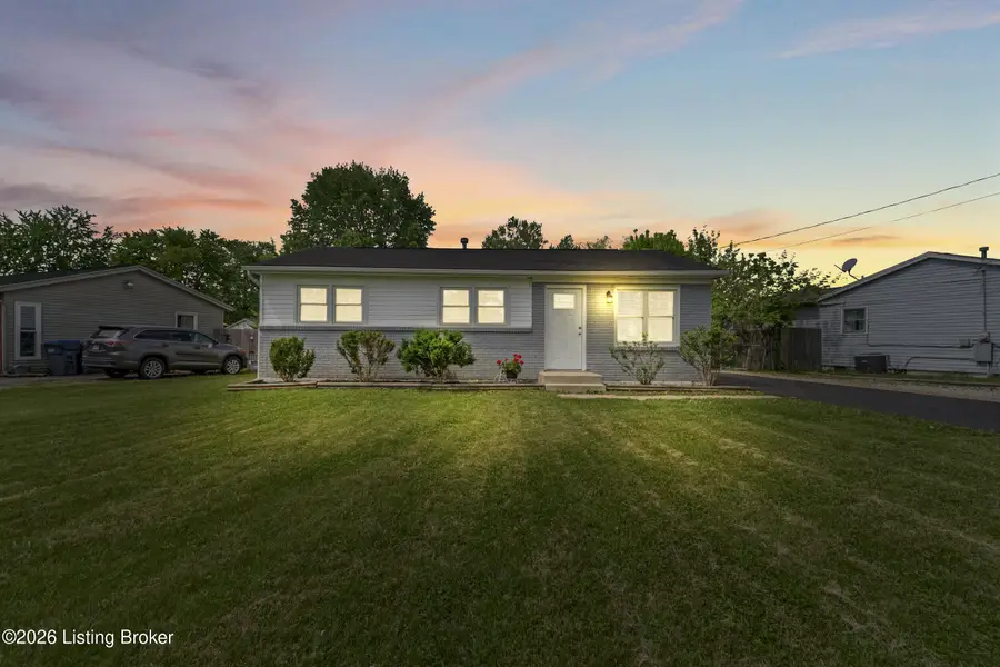 9104 New Maple Rd, Louisville, KY 40229 - #3