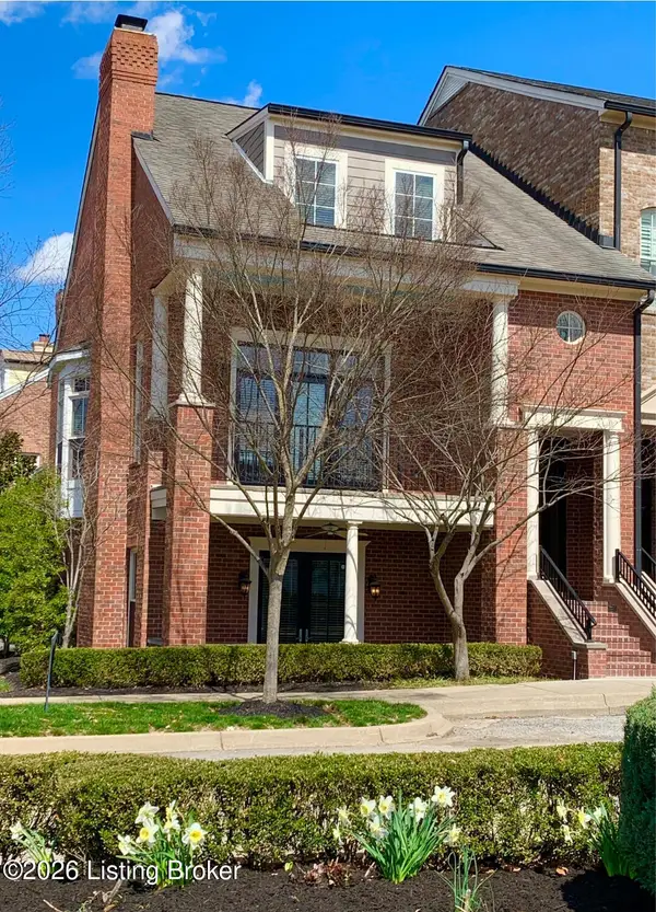 14501 Signature Point Dr, Louisville, KY 40299