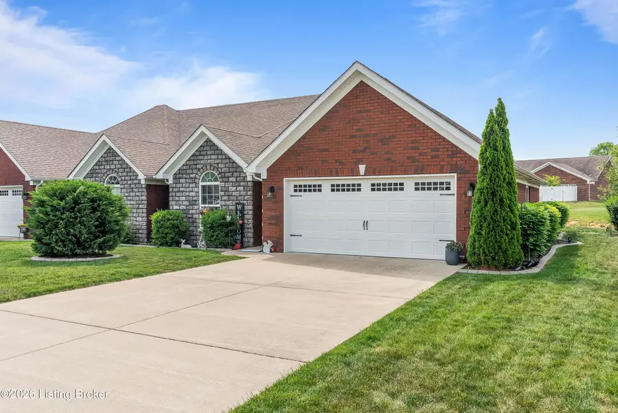 119 Sweetspire Dr, Mount Washington, KY 40047 - #3