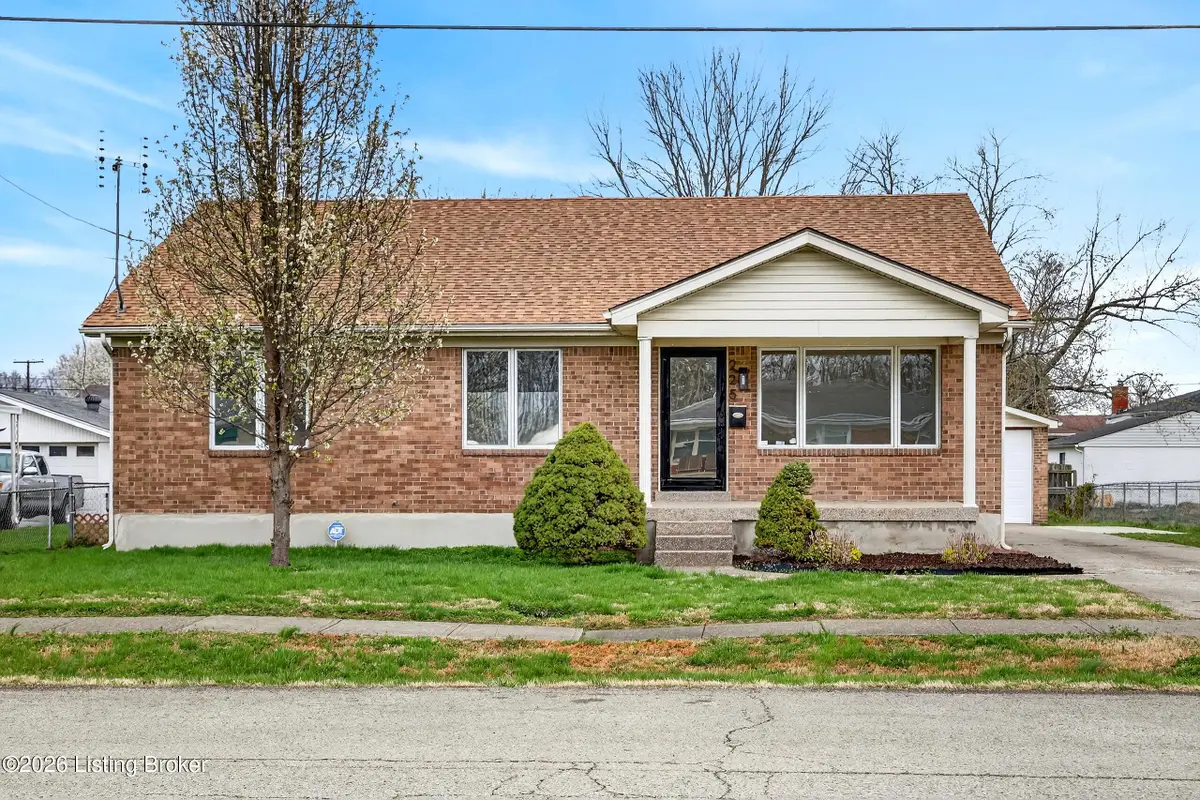 225 Appomattox Rd, Louisville, KY 40214 - #1