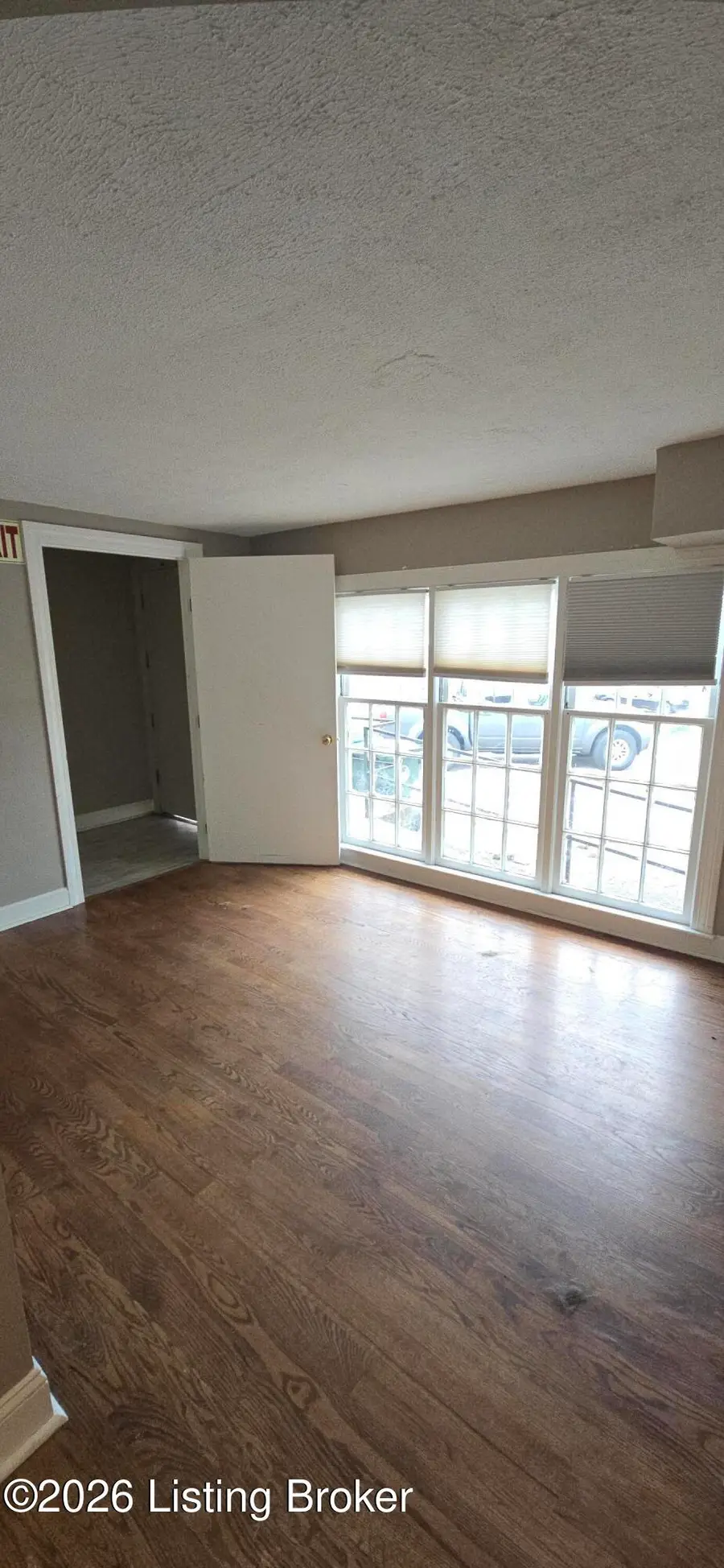 4502 Fegenbush Ln, Louisville, KY 40218 - #3