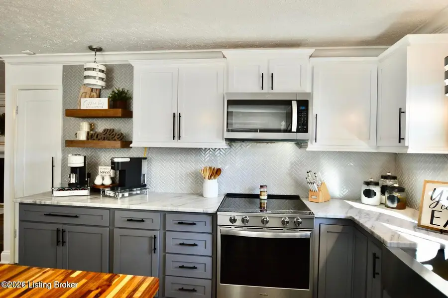 5404 Carol Way, Louisville, KY 40214 - #3