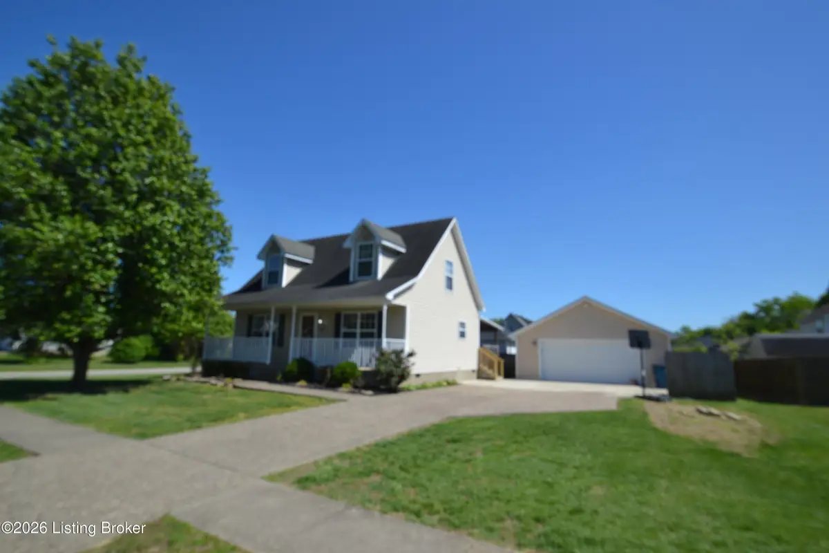 136 Lakes Of Dogwood Blvd, Shepherdsville, KY 40165 - #1