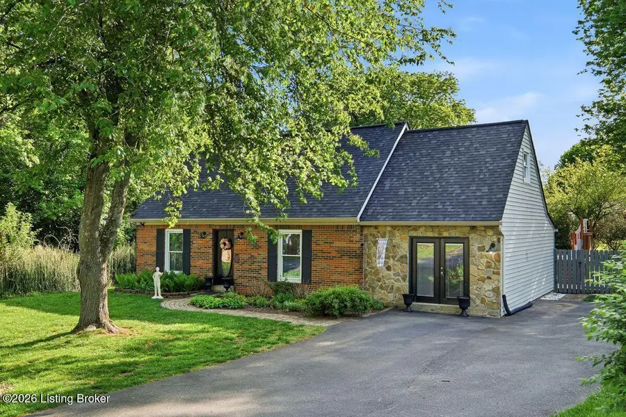 252 Doctors Dr, Shelbyville, KY 40065 - #2