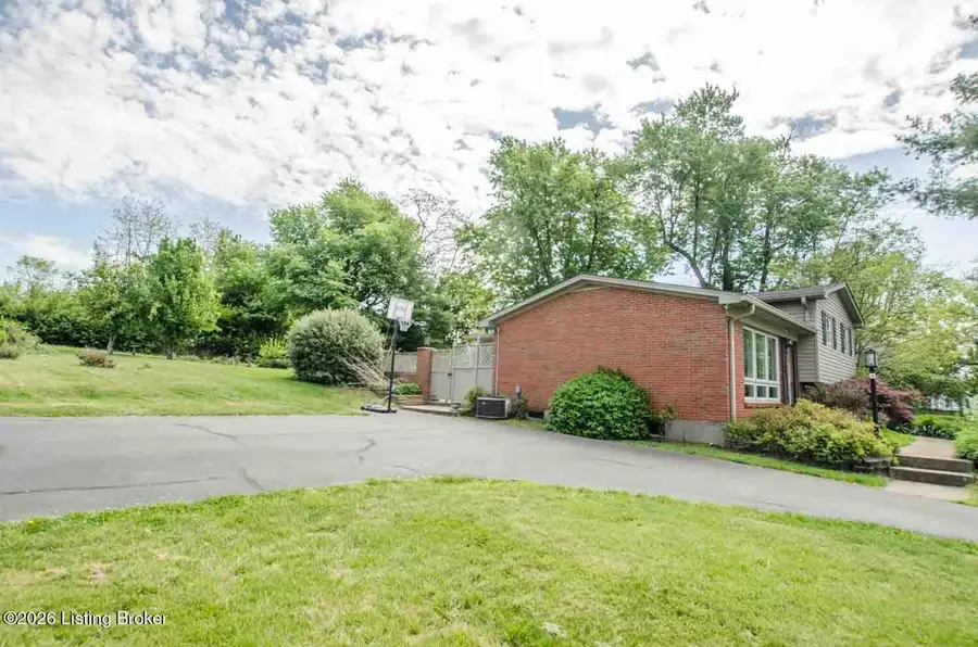 318 Shadyview Dr, Eminence, KY 40019 - #3