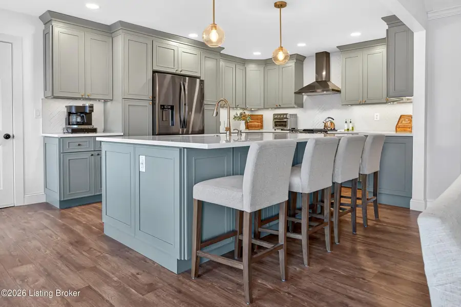 356 Lodie Dr, Shepherdsville, KY 40165 - #2