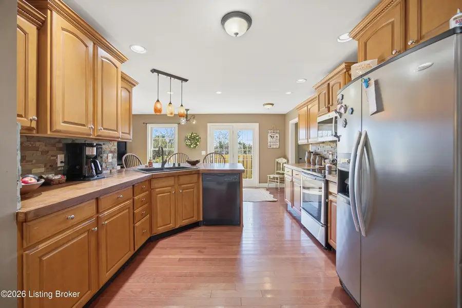 5109 Pebble Beach Ct, Lawrenceburg, KY 40342 - #2