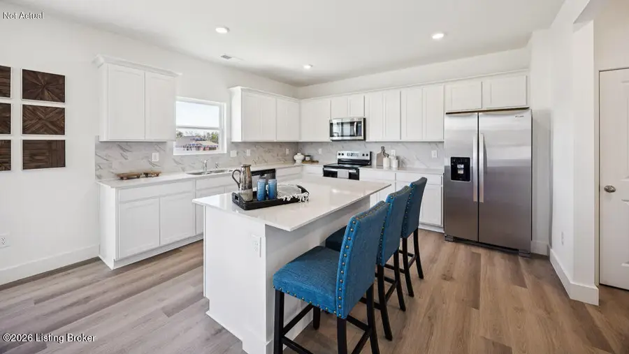 8105 Cedar Pointe Dr, Louisville, KY 40229 - #2