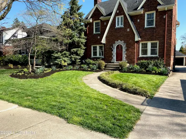 2112 Strathmoor Blvd, Louisville, KY 40205