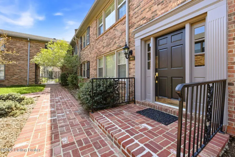 3811 Washington Square #2G, Louisville, KY 40207 - #3
