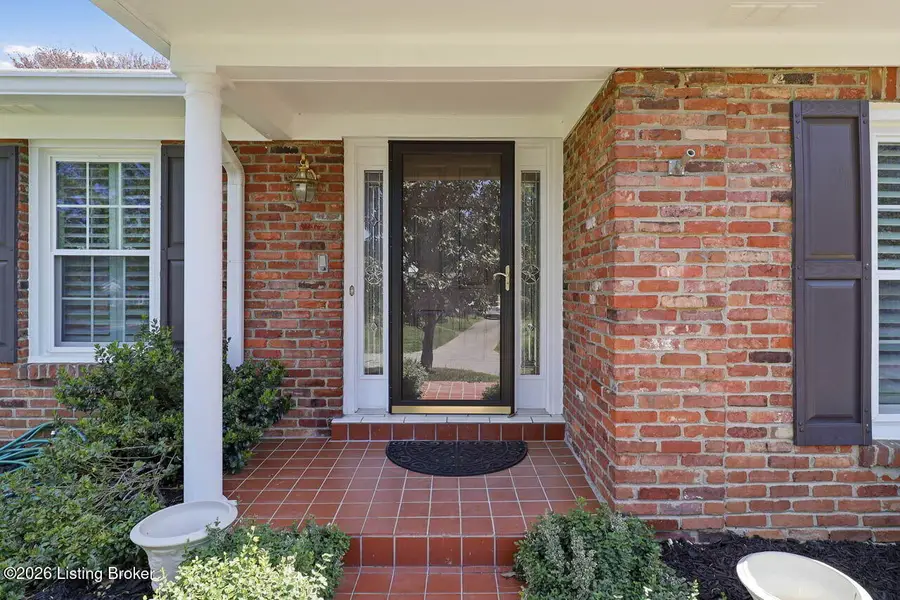 3113 Galway Ln, Louisville, KY 40242 - #2