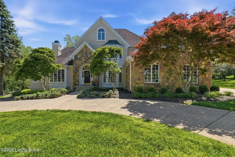 8110 Bentbrook Pl, Pewee Valley, KY 40056 - #2