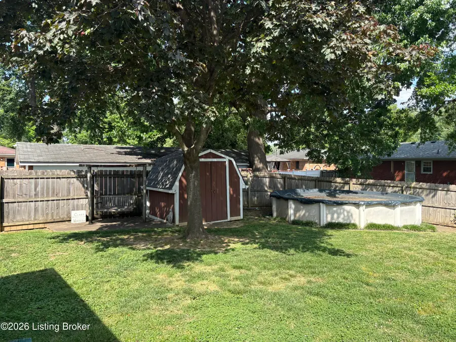 10801 Emma Jean Way, Louisville, KY 40272 - #3