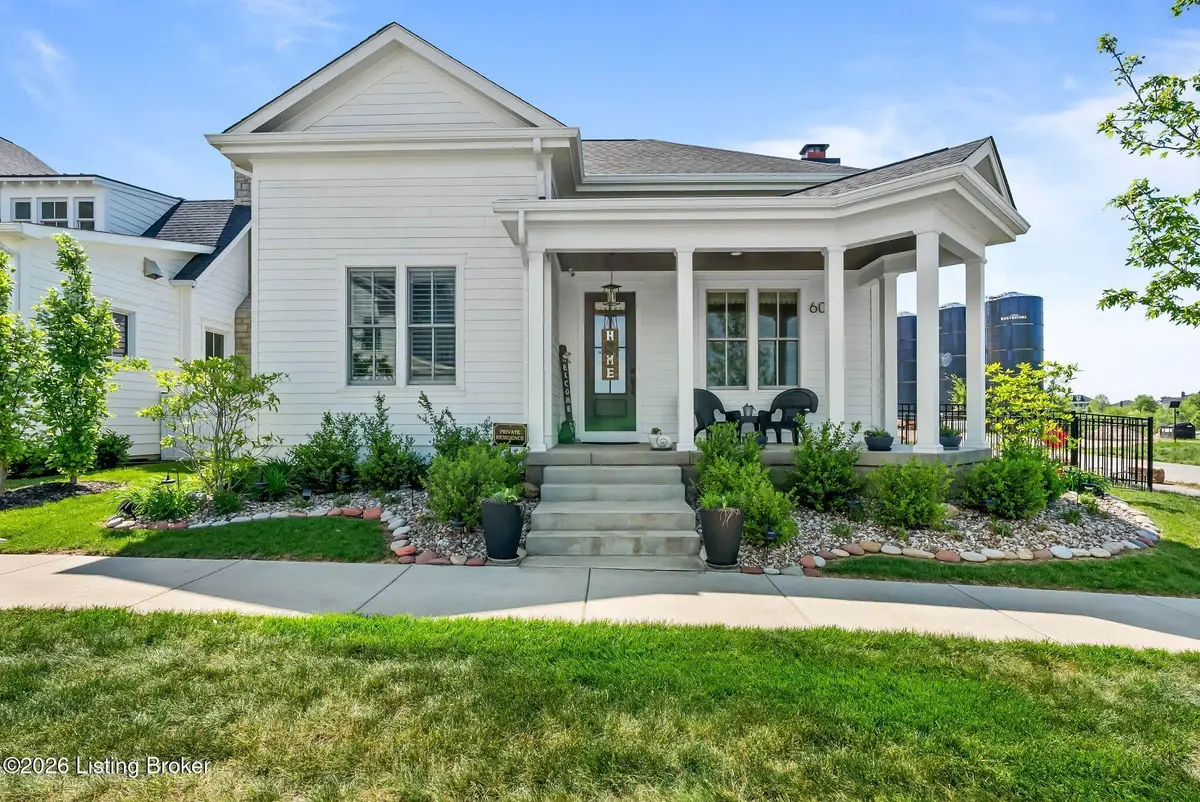 6005 Passionflower Dr, Prospect, KY 40059 - #1