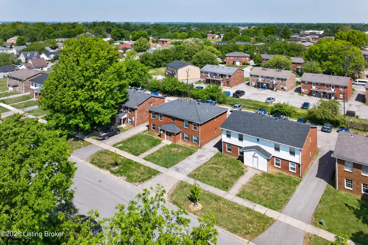 4411 Newport Rd, Louisville, KY 40218 - #1