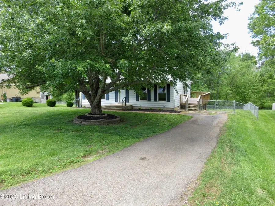 531 Rose Creek Dr, Radcliff, KY 40160 - #3