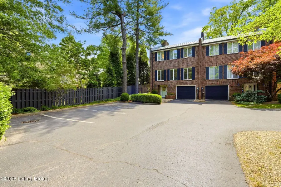 2536 Glenmary Ave, Louisville, KY 40204 - #2