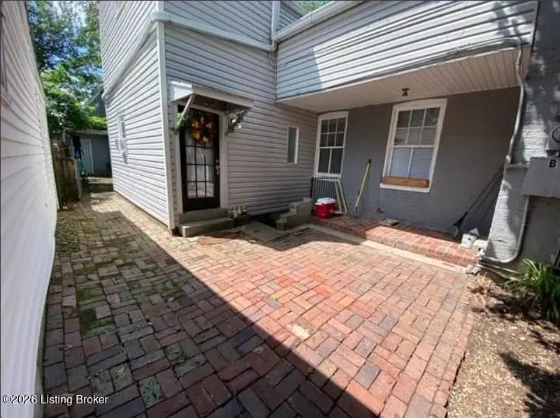 916 Shelby Pkwy, Louisville, KY 40204 - #2