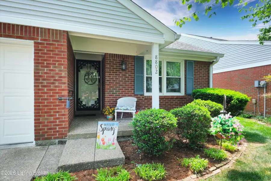 8802 Doe Run Ct, Louisville, KY 40242 - #3