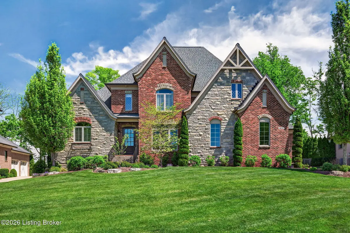 8218 Spring Glade Pl, Prospect, KY 40059 - #1