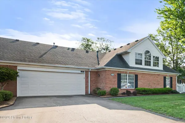 135 Magnolia Ave, La Grange, KY 40031