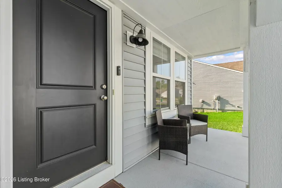 468 Birchwood Dr, Shepherdsville, KY 40165 - #3