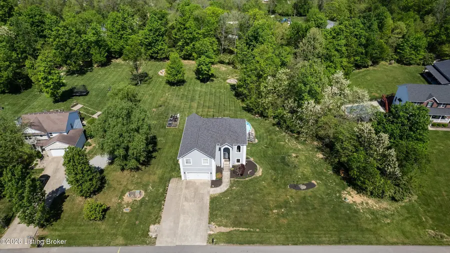 6908 Colton Rd, Crestwood, KY 40014 - #2