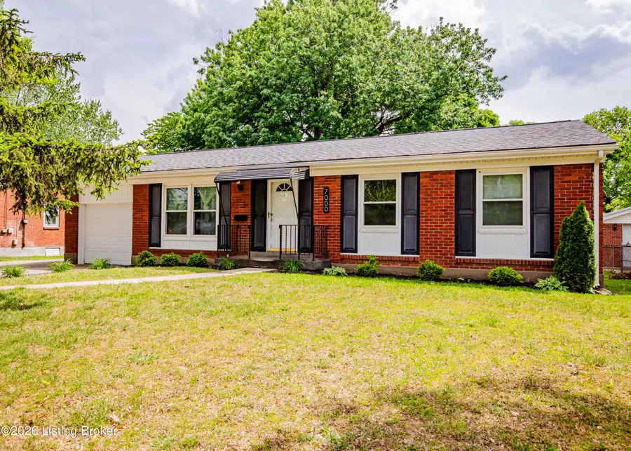 7000 Green Manor Dr, Louisville, KY 40228 - #2