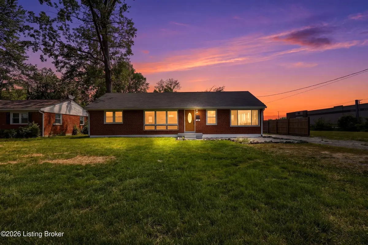 5127 Braidwood Dr, Louisville, KY 40219 - #1
