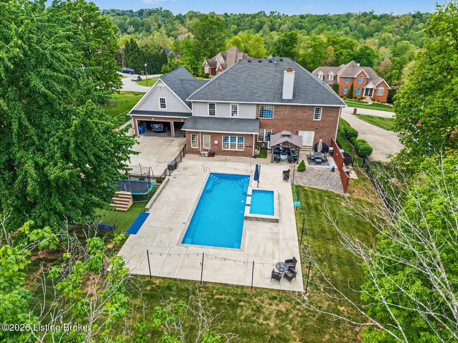 6119 Perrin Dr, Crestwood, KY 40014 - #2