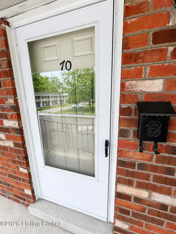 4501 S 6th St # 70-3, Louisville, KY 40214