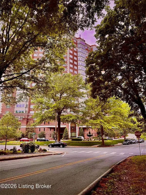 1400 Willow Ave #1102, Louisville, KY 40204